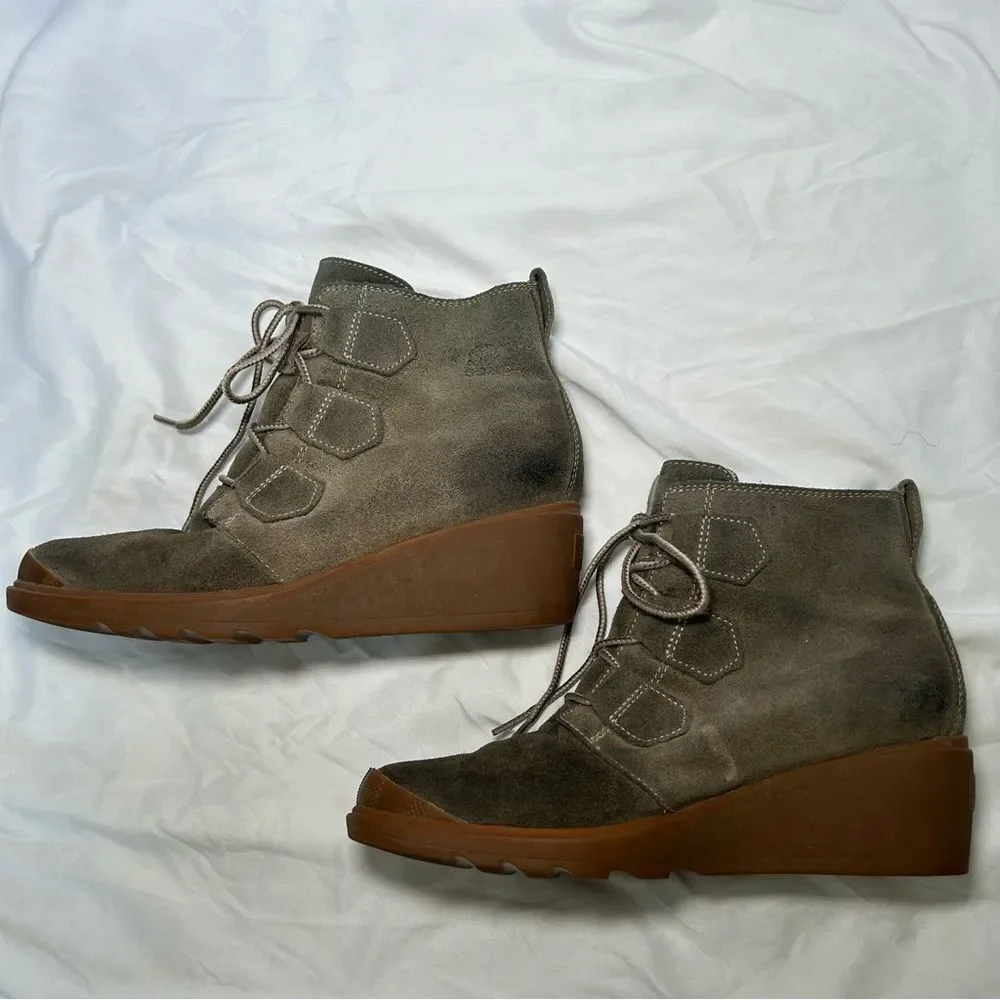 Sorel Toronto green suede lace up waterproof wedge boots women’s shoe size 7.5